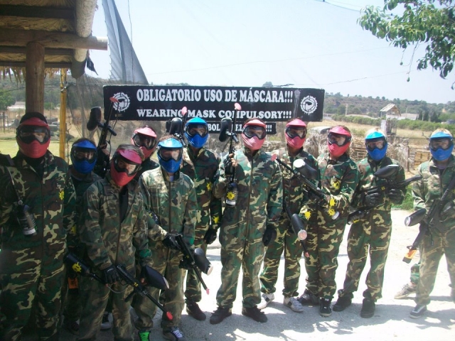 Partida de Paintball